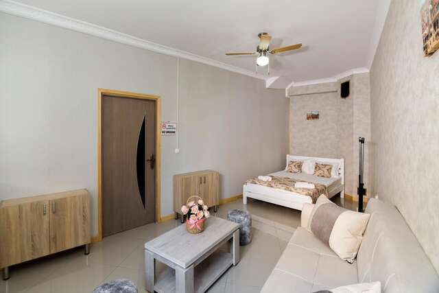 Гостевой дом Holiday House Тбилиси-13