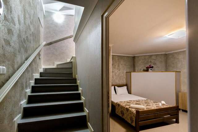 Гостевой дом Holiday House Тбилиси-16